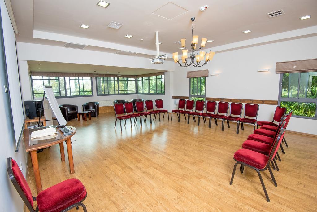 Zohar Badeshe Hotell Daliyya Exteriör bild